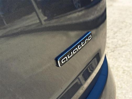 2026 Audi Q7 55 Premium Plus