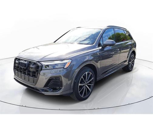 2026 Audi Q7 45 Premium Plus