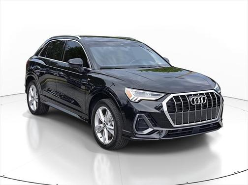 2024 Audi Q3 45 S line Premium Plus