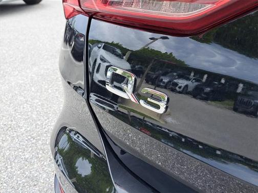 2024 Audi Q3 45 S line Premium Plus