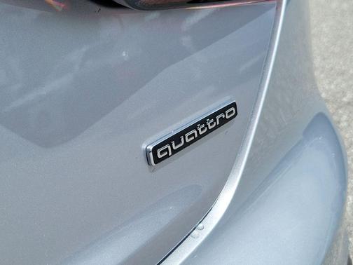 Florett Silver Metallic 2024 Audi A5 Sportback Premium Plus