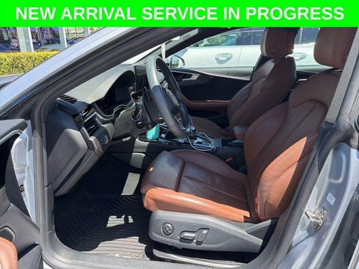 Florett Silver Metallic 2024 Audi A5 Sportback Premium Plus