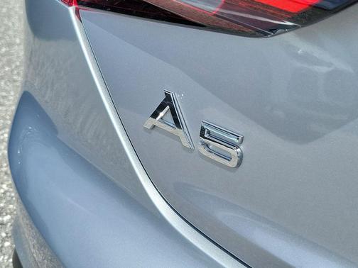 Florett Silver Metallic 2024 Audi A5 Sportback Premium Plus