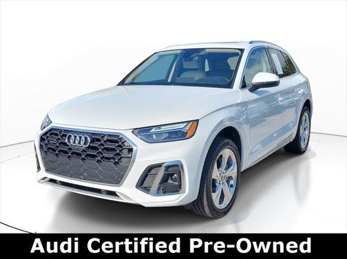 2023 Audi Q5 45 S line Premium Plus
