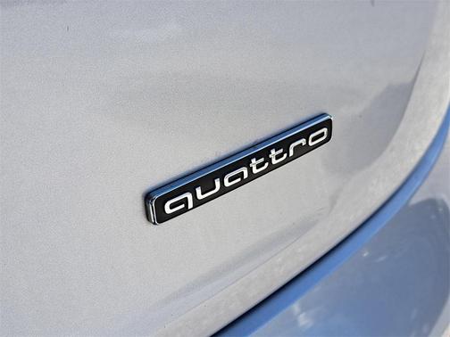 2023 Audi Q5 40 Premium