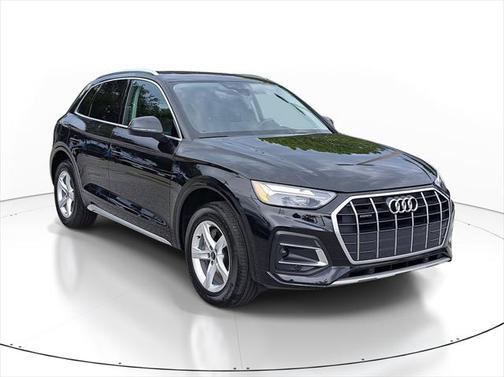 2023 Audi Q5 40 Premium