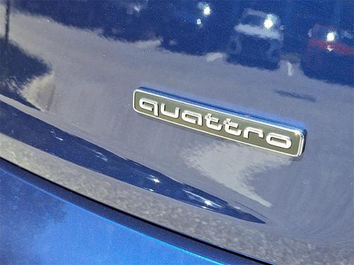 2025 Audi Q5 45 S line Premium