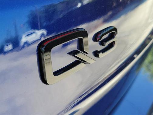 2025 Audi Q3 45 S line Premium Plus