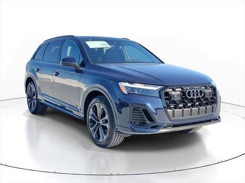 2025 Audi Q7 55 Premium Plus