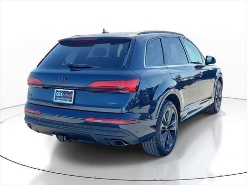 2025 Audi Q7 55 Premium Plus