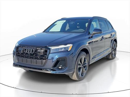2025 Audi Q7 55 Premium Plus