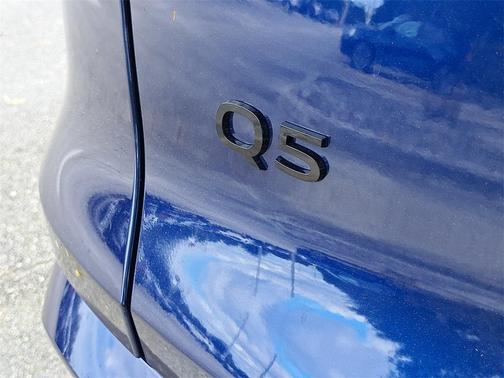 2025 Audi Q5 Premium Plus TFSI quattro S tronic
