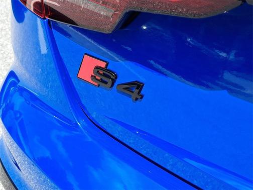 2023 Audi S4 Premium Plus TFSI quattro Tiptronic