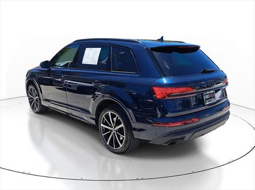 2025 Audi Q7 45 Premium Plus