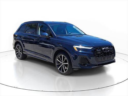 2025 Audi Q7 45 Premium Plus