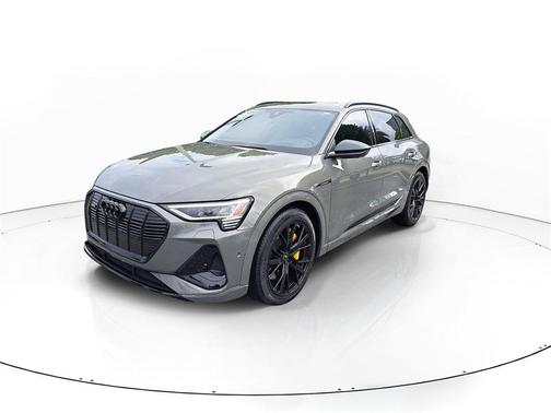 2023 Audi e-tron Premiumwe