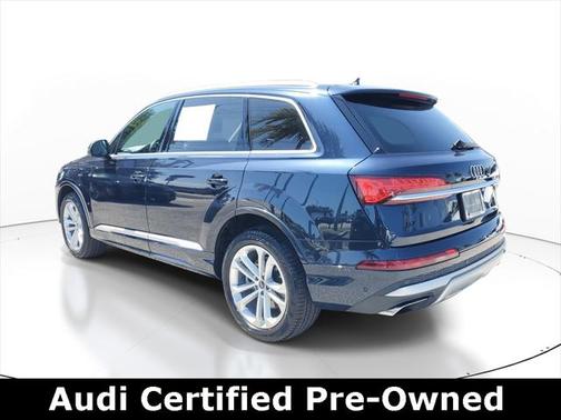 2025 Audi Q7 45 Premium Plus