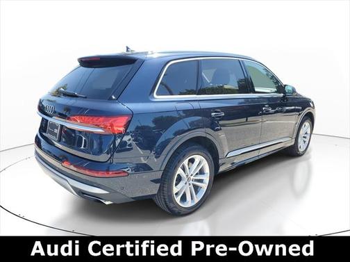 2025 Audi Q7 45 Premium Plus