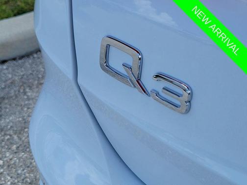 Arkona White 2025 Audi Q3 Premium 45 TFSI S line quattro Tiptronic