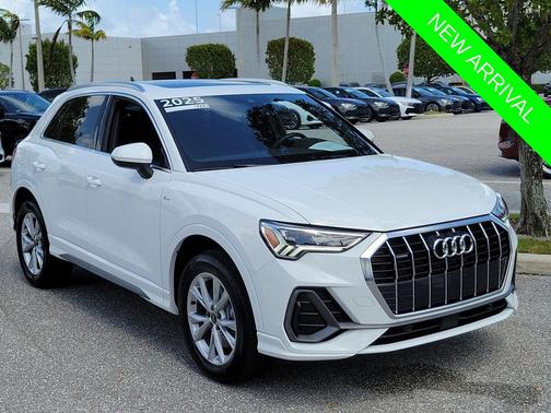 Arkona White 2025 Audi Q3 Premium 45 TFSI S line quattro Tiptronic