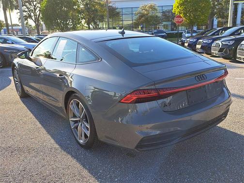 2022 Audi A7 55 Premium Plus