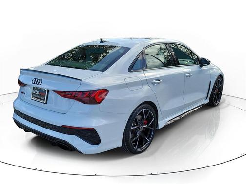 2022 Audi RS 3 TFSI quattro S tronic
