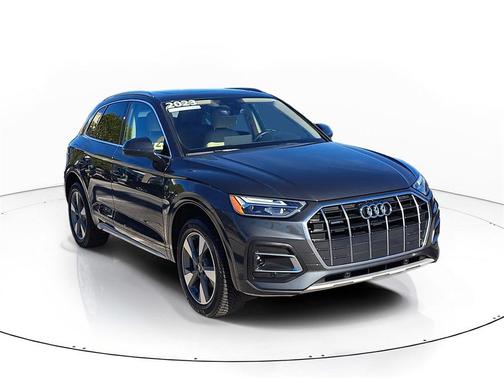 2023 Audi Q5 40 Premium