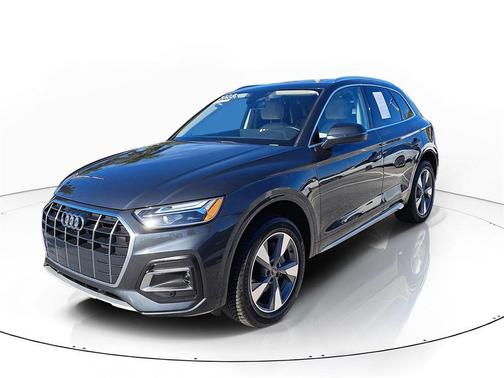 2023 Audi Q5 40 Premium