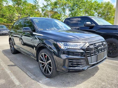Black 2022 Audi Q7 55 Premium Plus