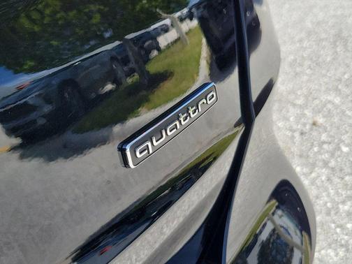Black Metallic 2025 Audi Q3 Premium 45 TFSI S line quattro Tiptronic