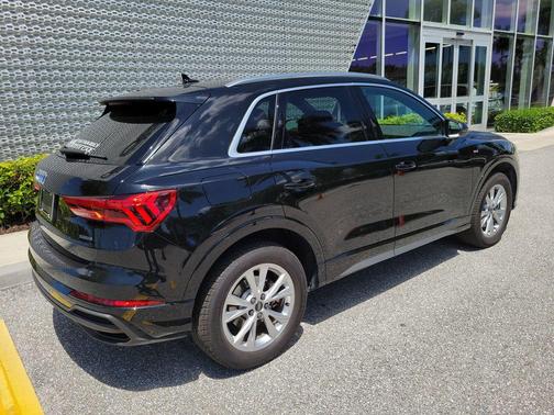 Black Metallic 2025 Audi Q3 Premium 45 TFSI S line quattro Tiptronic