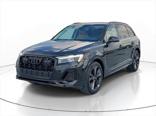 2025 Audi Q7 55 Premium Plus