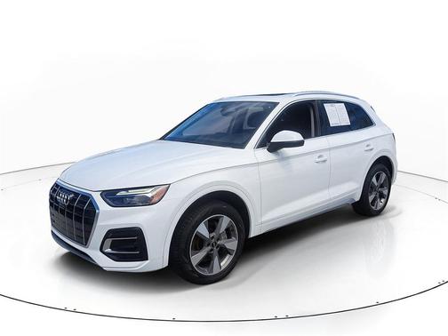 2023 Audi Q5 40 Premium Plus