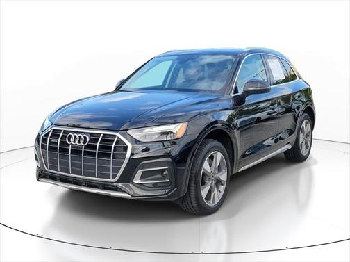 2023 Audi Q5 40 Premium Plus