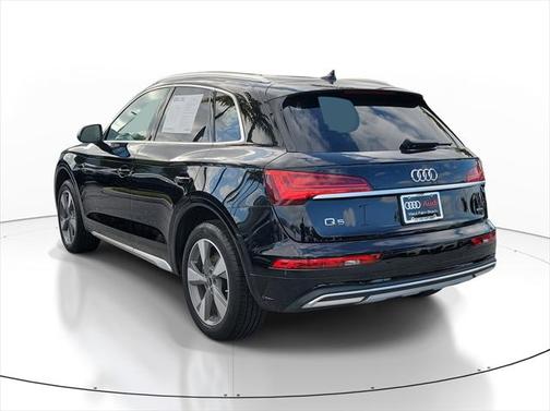 2023 Audi Q5 40 Premium Plus
