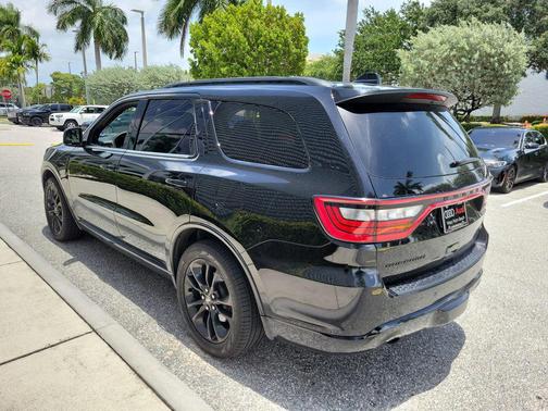 DB Black Crystal Clearcoat 2023 Dodge Durango R/T Premium RWD