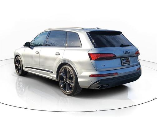 2026 Audi Q7 55 Premium Plus