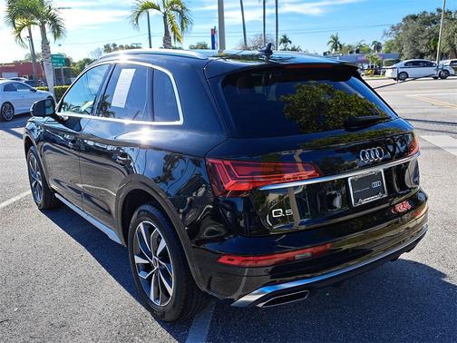 2023 Audi Q5 45 S line Premium