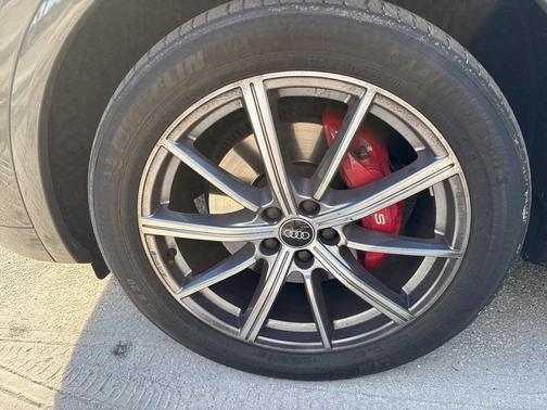 2023 Audi SQ5 3.0T Premium Plus