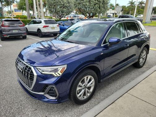 Navarra Blue Metallic 2024 Audi Q3 45 S line Premium Plus