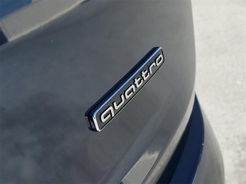 2026 Audi Q7 55 Premium Plus