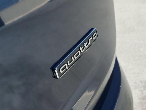 2026 Audi Q7 55 Premium Plus