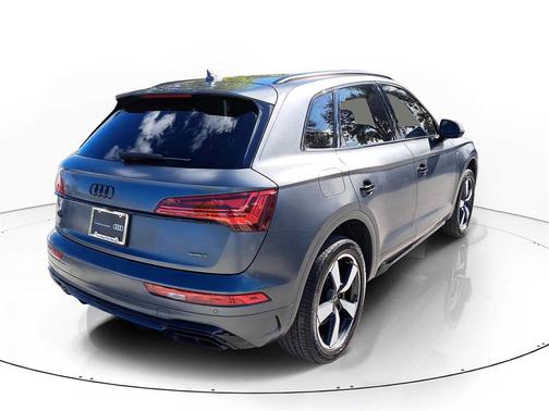 2024 Audi Q5 45 S line Premium Plus