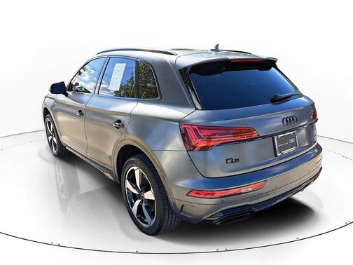2024 Audi Q5 45 S line Premium Plus