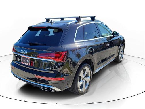 2023 Audi Q5 45 S line Premium Plus