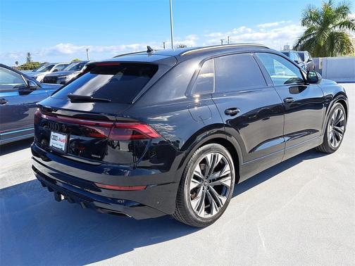 2026 Audi Q8 55 Premium Plus