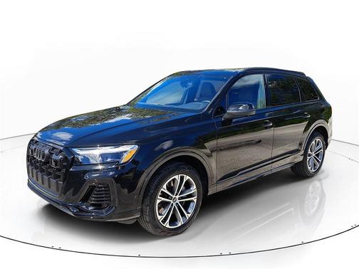 2026 Audi Q7 55 Premium