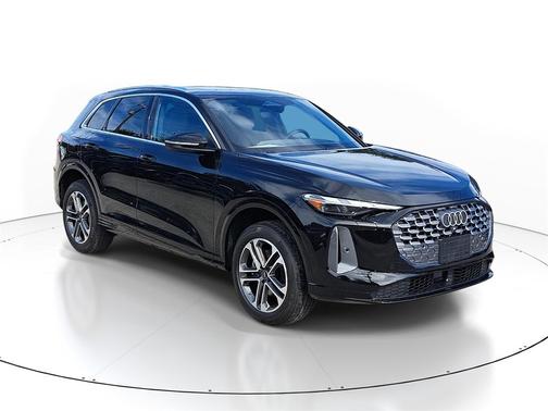2025 Audi Q5 Premium