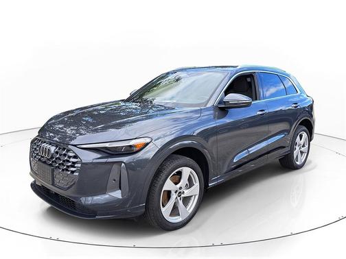 2025 Audi Q5 Premium Plus TFSI quattro S tronic