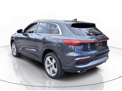 2025 Audi Q5 Premium Plus TFSI quattro S tronic